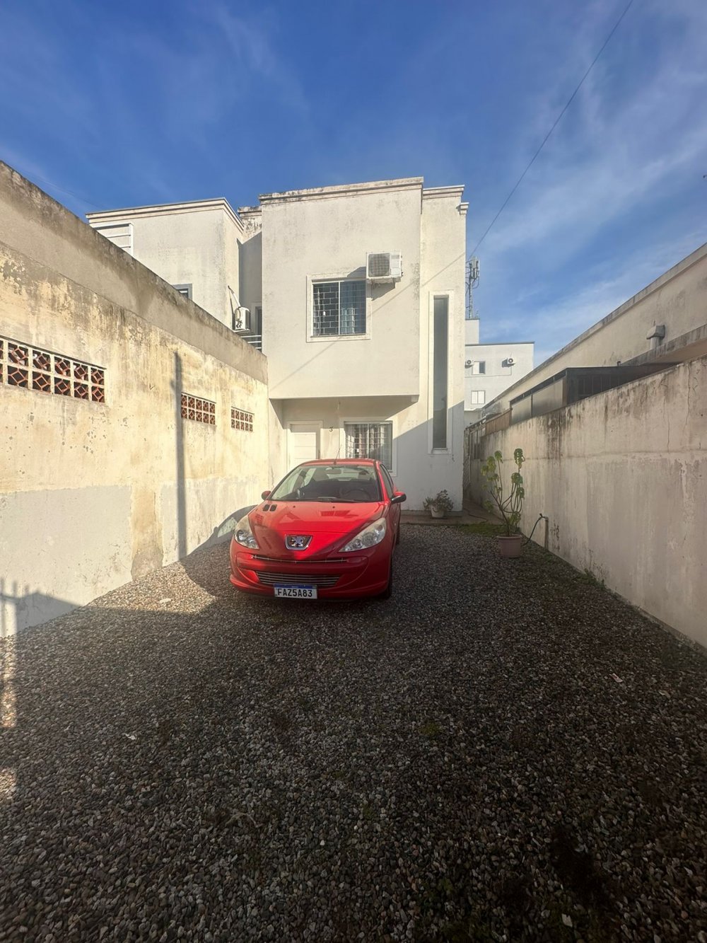 Sobrado Geminado - Venda - Praça - Tijucas - SC